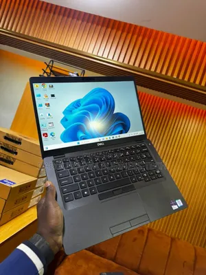 New Ordinateur Portable Dell Latitude 5400 8GB Intel Core I5 SSD 256GB