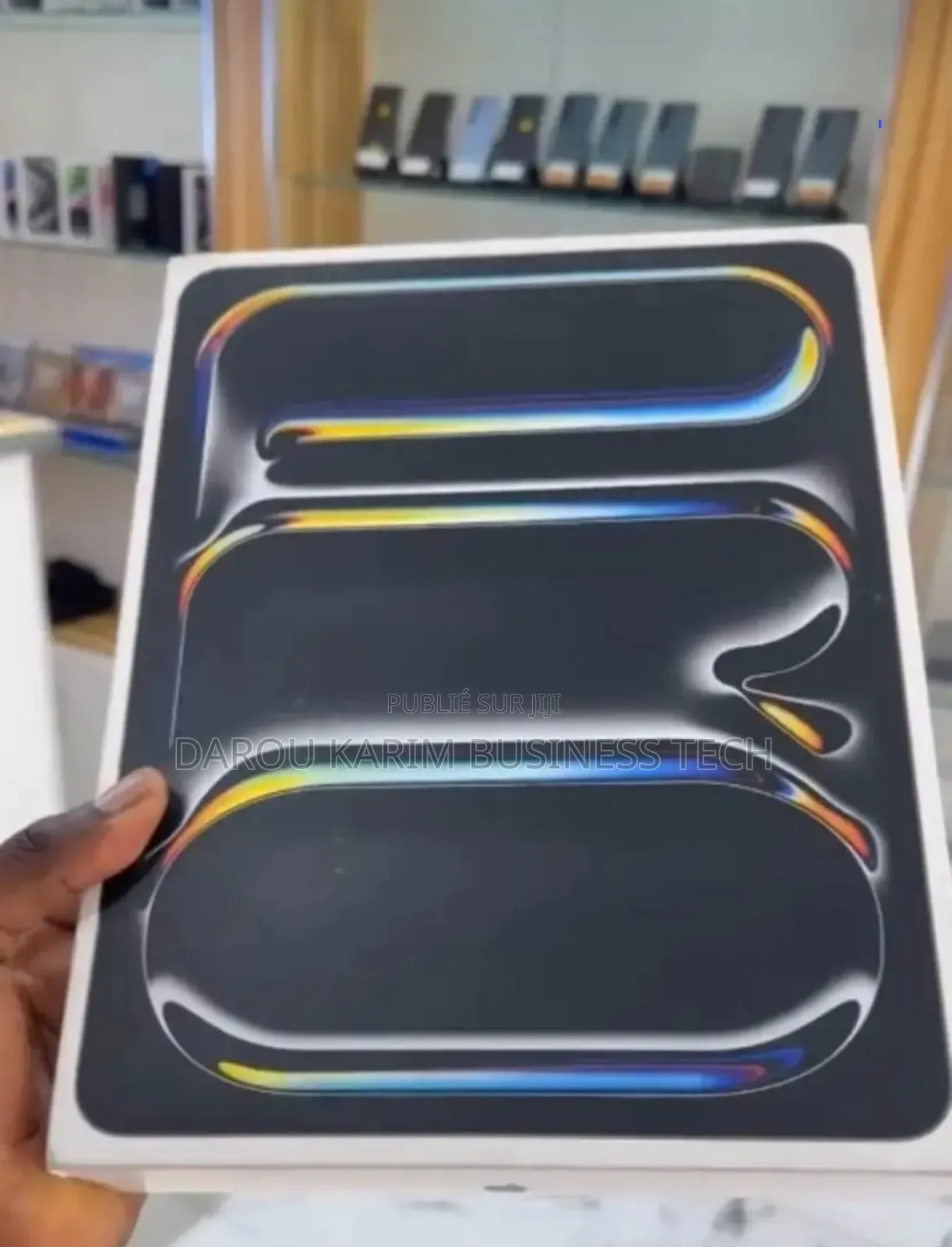 New Apple iPad Pro 13 (2024) 256 GO Autre