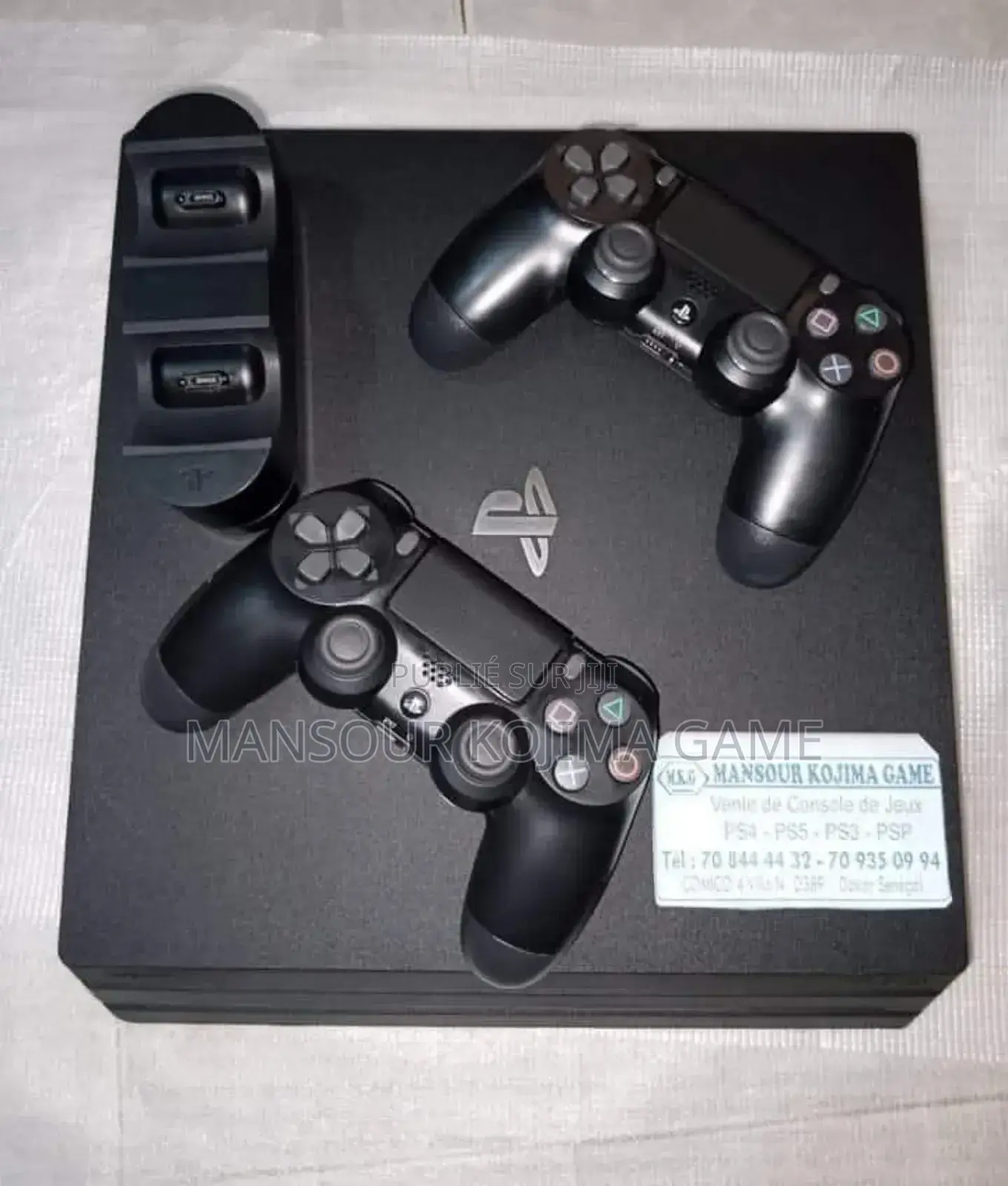 PS4 Pro Flaché 21 Jeux 1tra