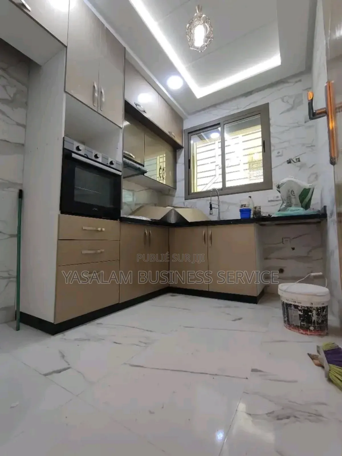 3chbre Appartement dans Yasalam Busines, Almadies à Louer