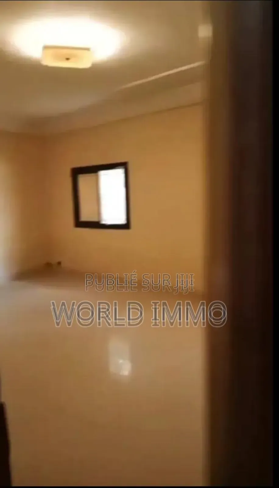 4chbre Appartement dans Jo, Yoff à Louer