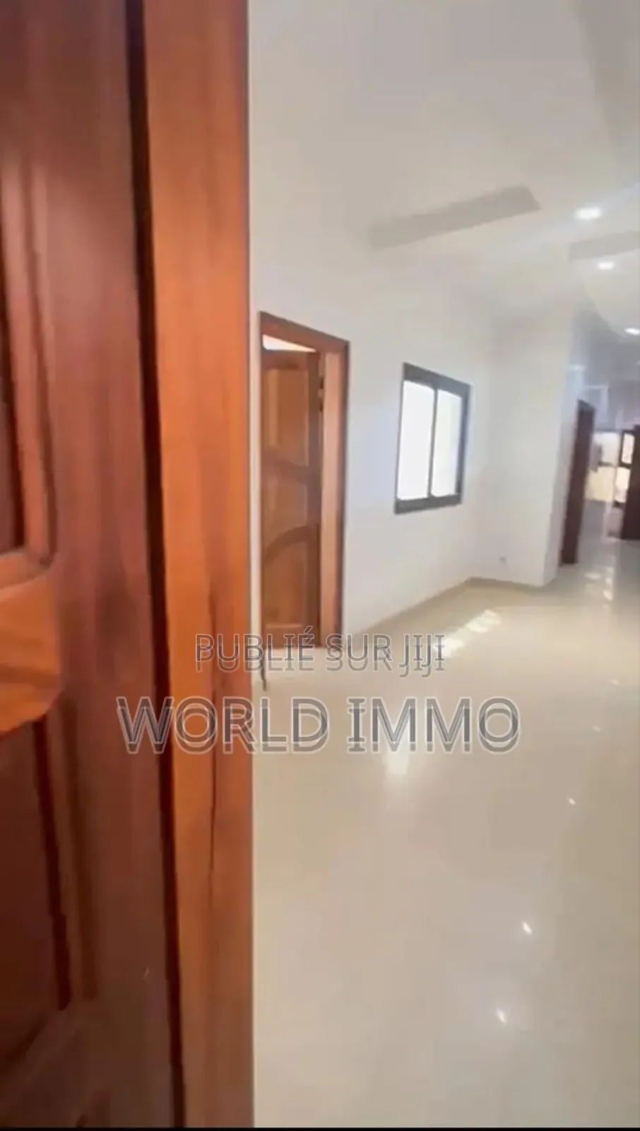 3chbre Appartement dans Gere, Ouakam à Louer