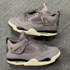 Chaussures Jordan4