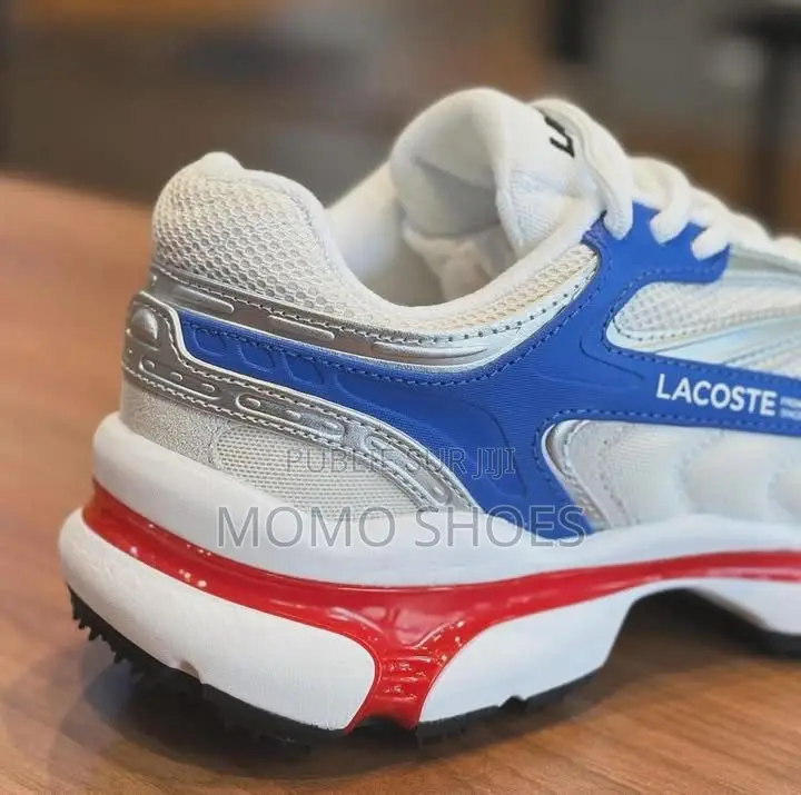 Chaussures Lacoste