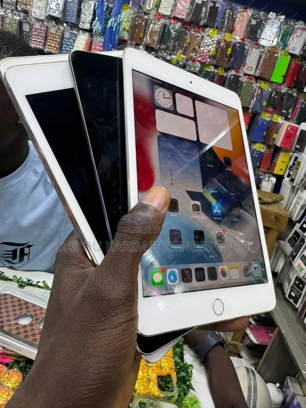 New Apple iPad mini 4 128 GB Autre