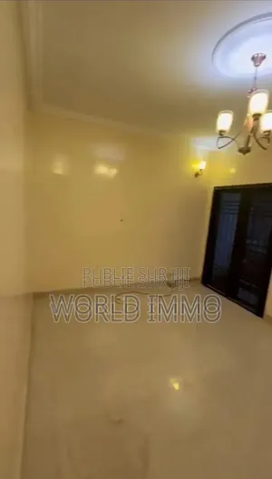 3chbre Appartement dans Fera, Mermoz Sacré-Cœur à Louer