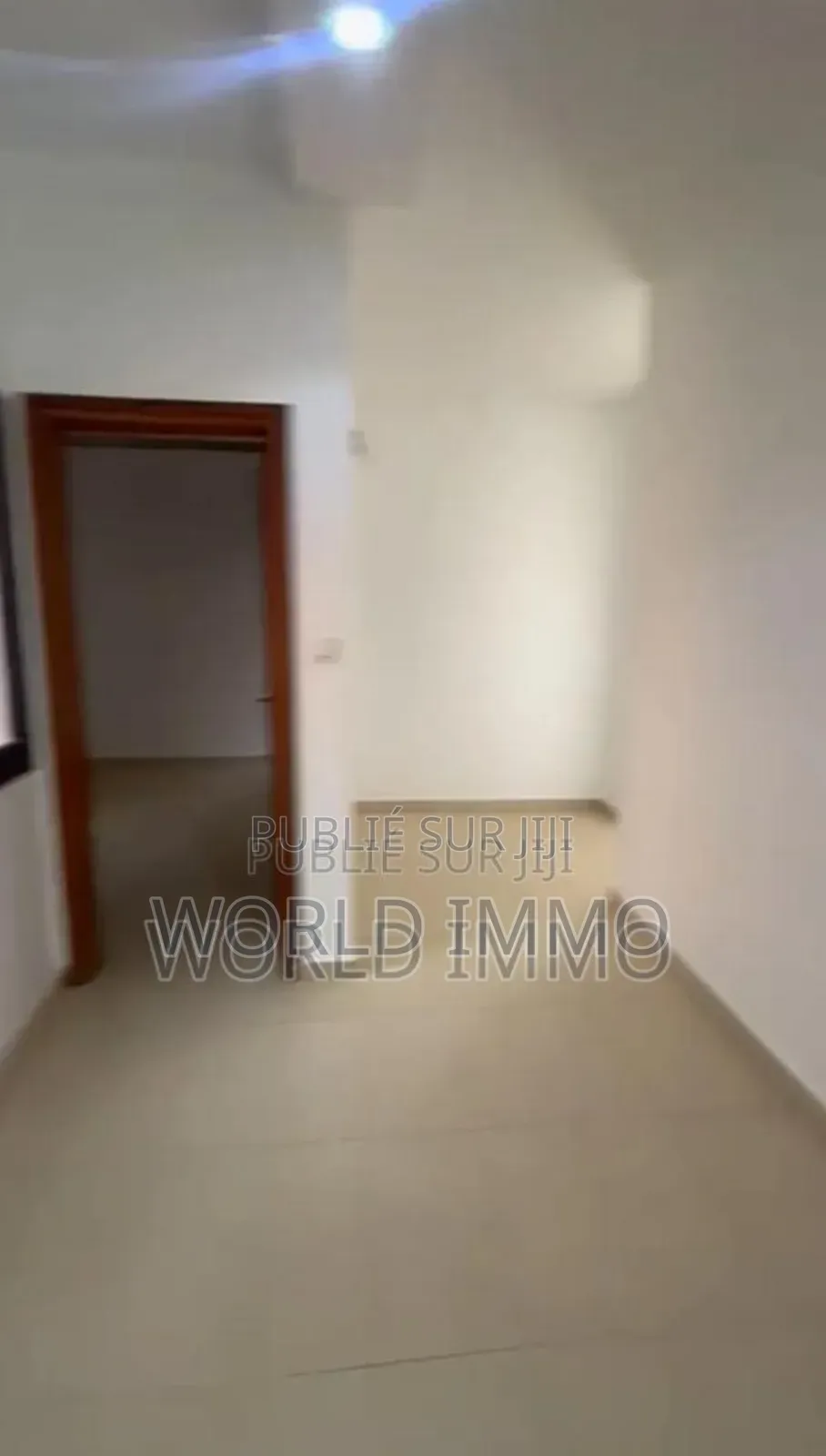 3chbre Appartement dans Gere, Ouakam à Louer