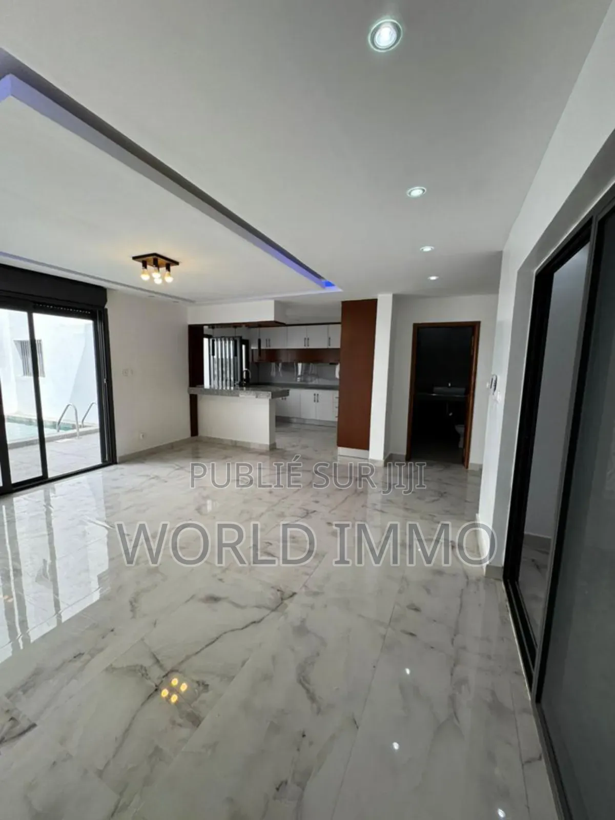 5chbre Villa dans Lalia, Mermoz Sacré-Cœur à Louer