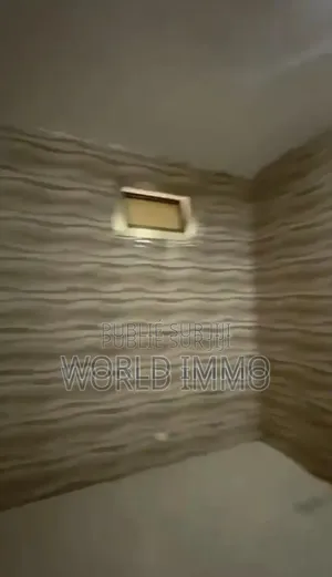 3chbre Appartement dans Lap, Grand Yoff à Louer