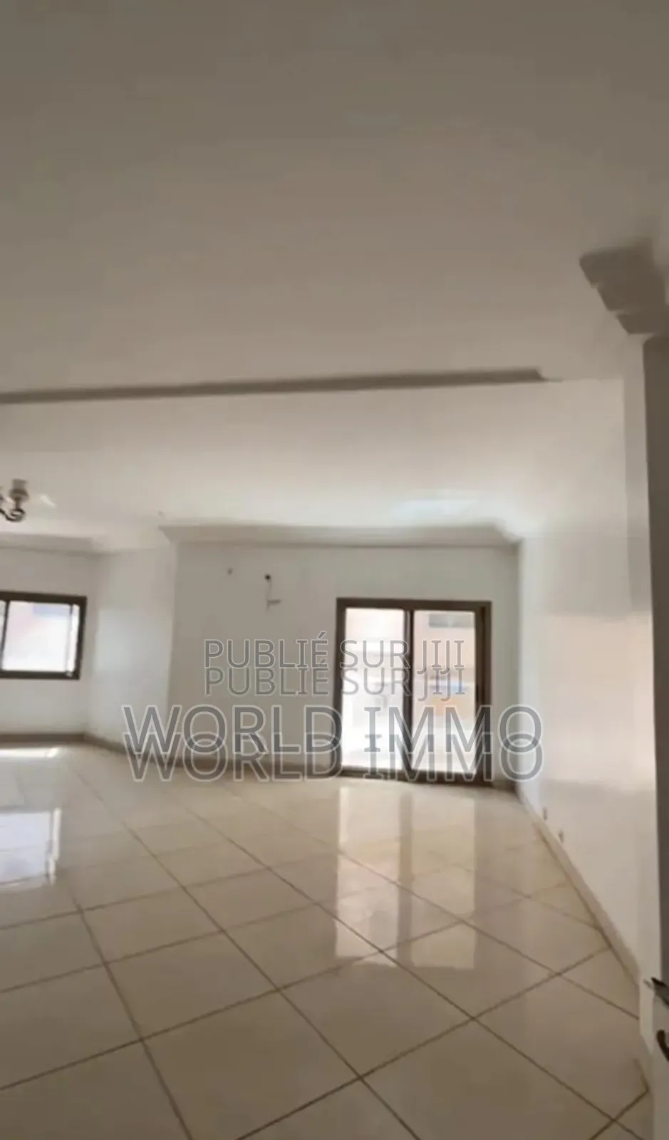 3chbre Appartement dans Lap, Grand Yoff à Louer