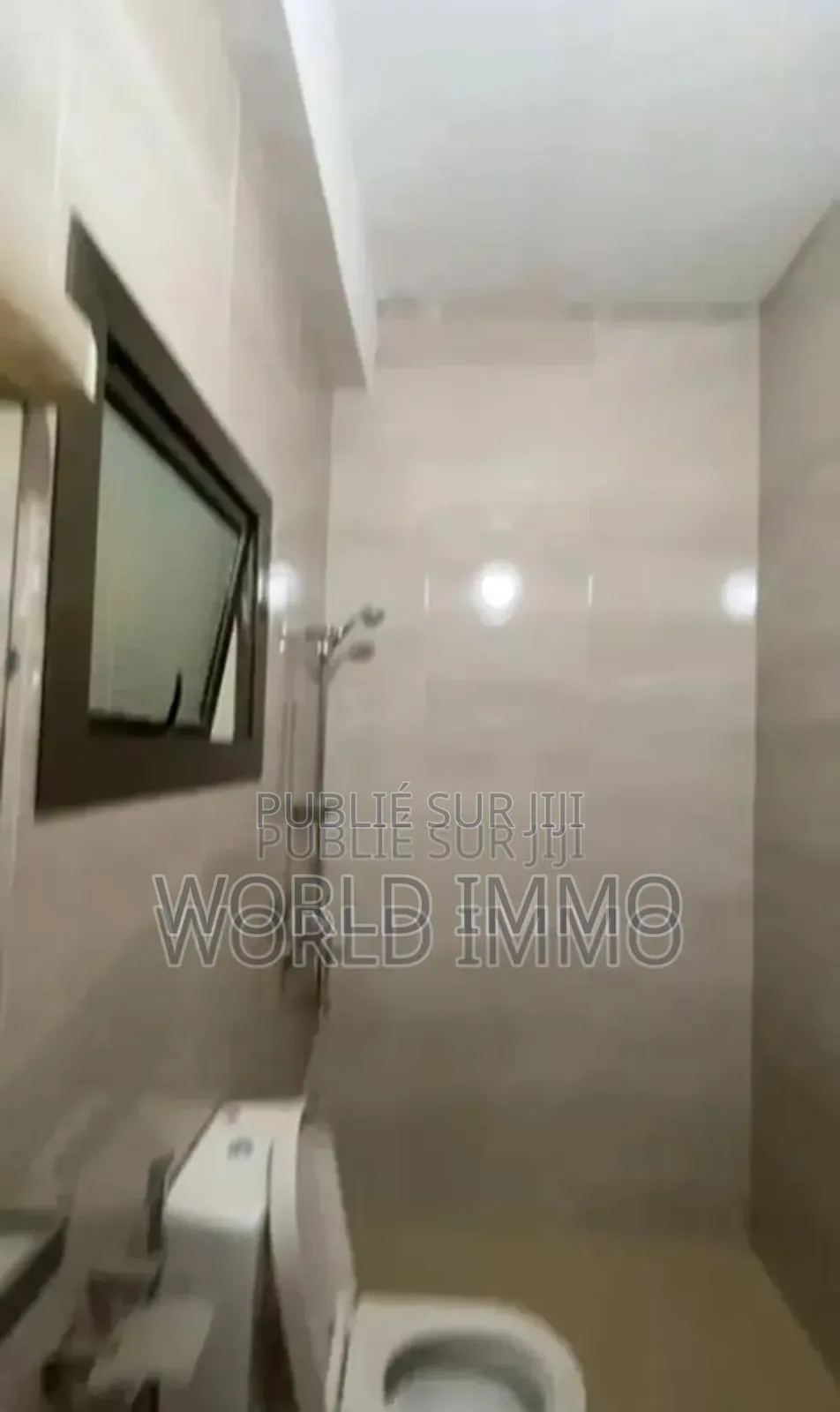 3chbre Appartement dans Lap, Grand Yoff à Louer