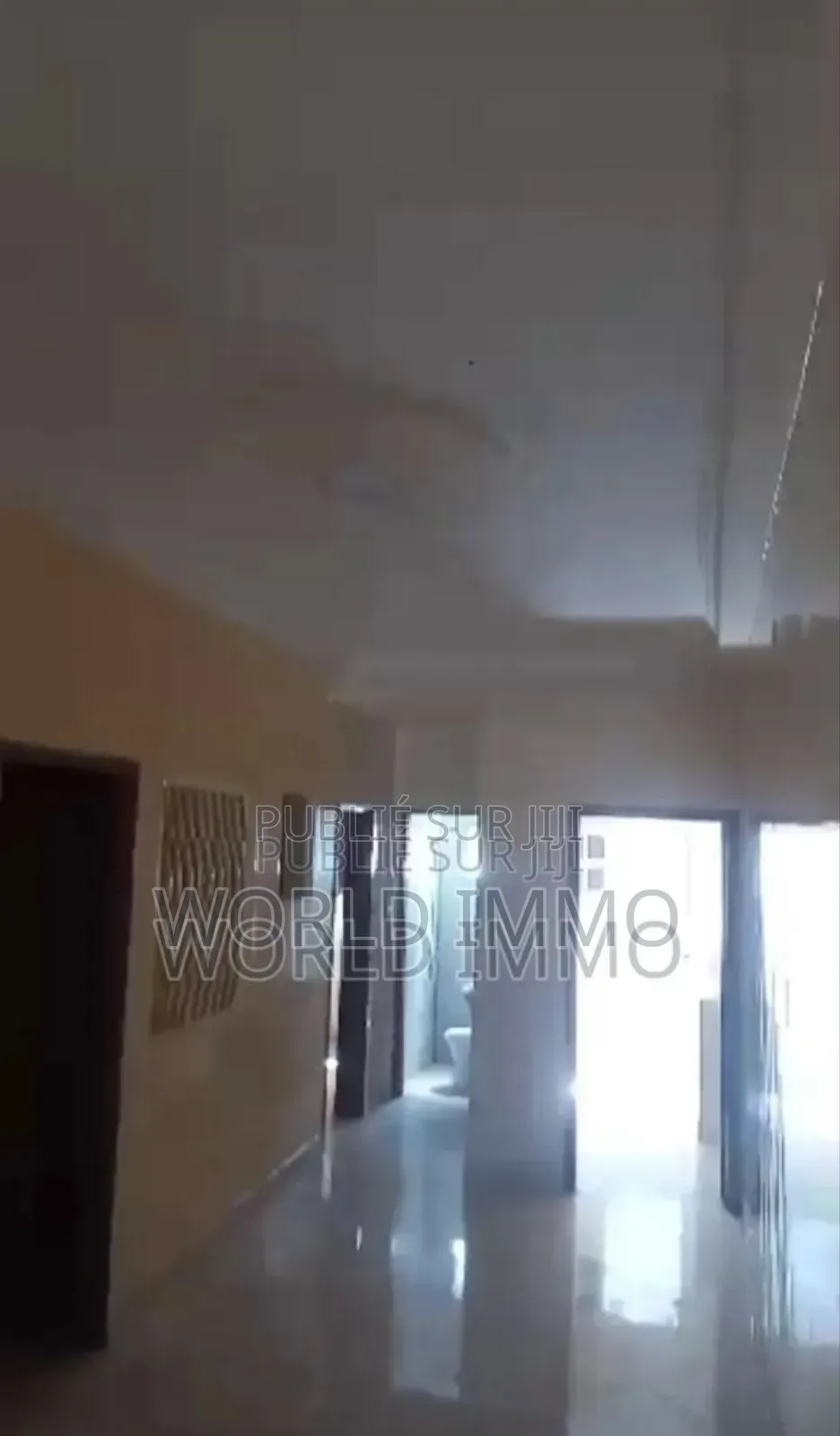 3chbre Appartement dans Lily, Yoff à Louer