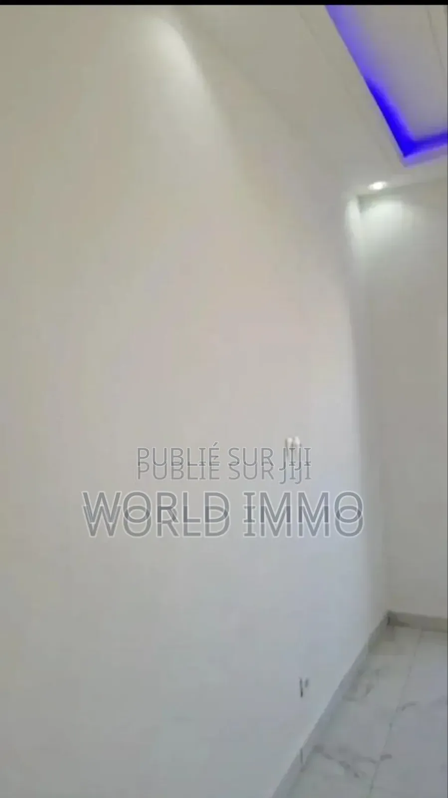 1chbre Mini-plat dans Le Bon Coin, Yoff à Louer