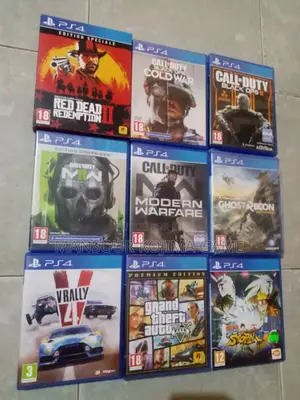 Photo - Cd Jeux PS4 a 10000f