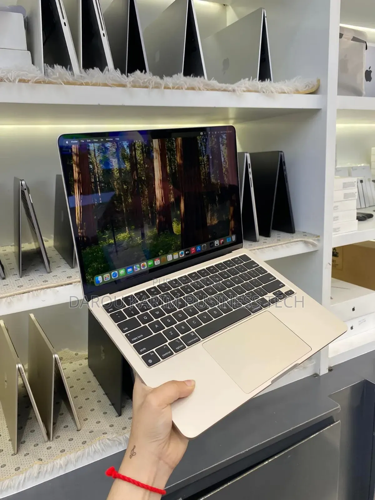 New Apple MacBook Air 2022 M2 8GB Apple M2 SSD 256GB