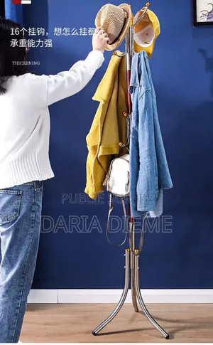 Photo - Porte Vêtements S Et Accessoires