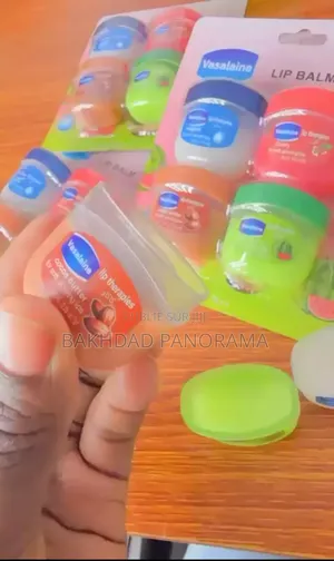 Lip Balm Vaseline Demi Douzaine Et Douzaine