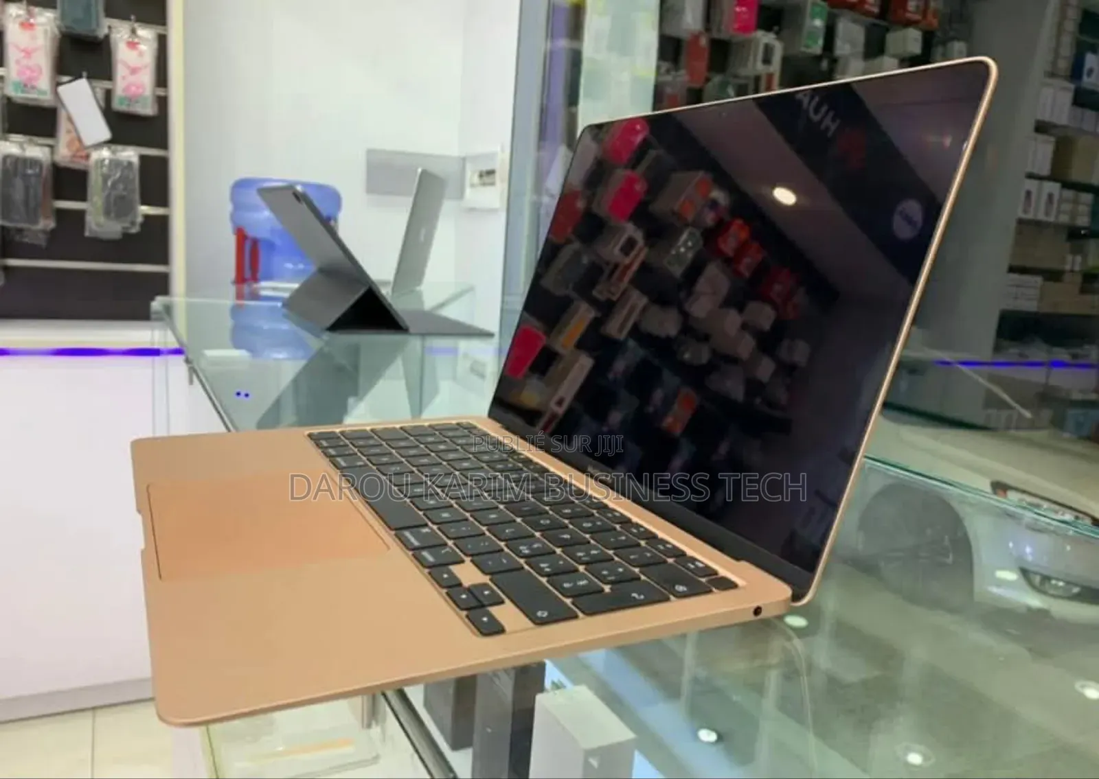 New Apple MacBook Air 2020 M1 8GB Apple M1 SSD 512GB