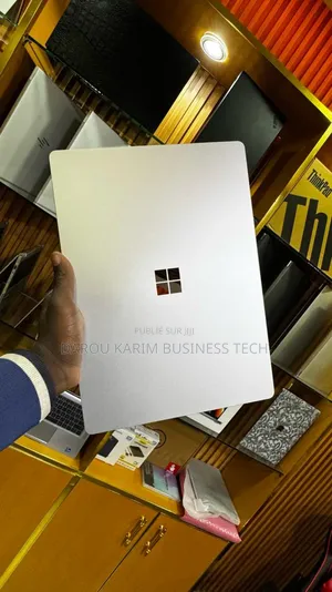 New Microsoft Surface Laptop 3 16GB Intel Core I5 SSD 256GB