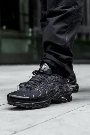 Chaussures Nike Airmax Tn