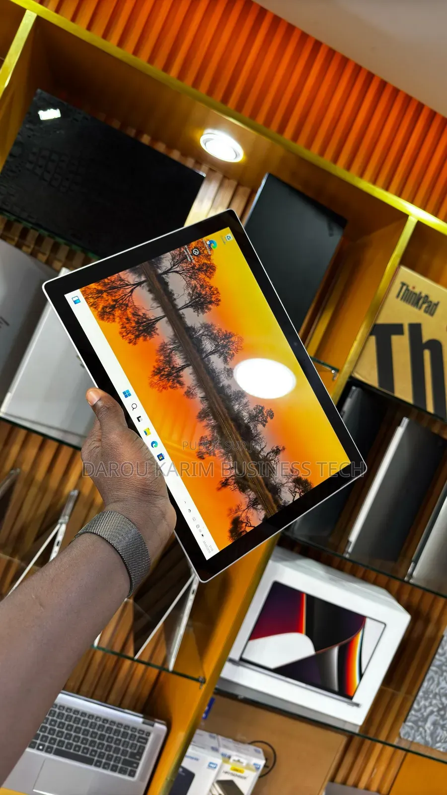 New Microsoft Surface Pro 5 8GB Intel Core I5 SSD 256GB