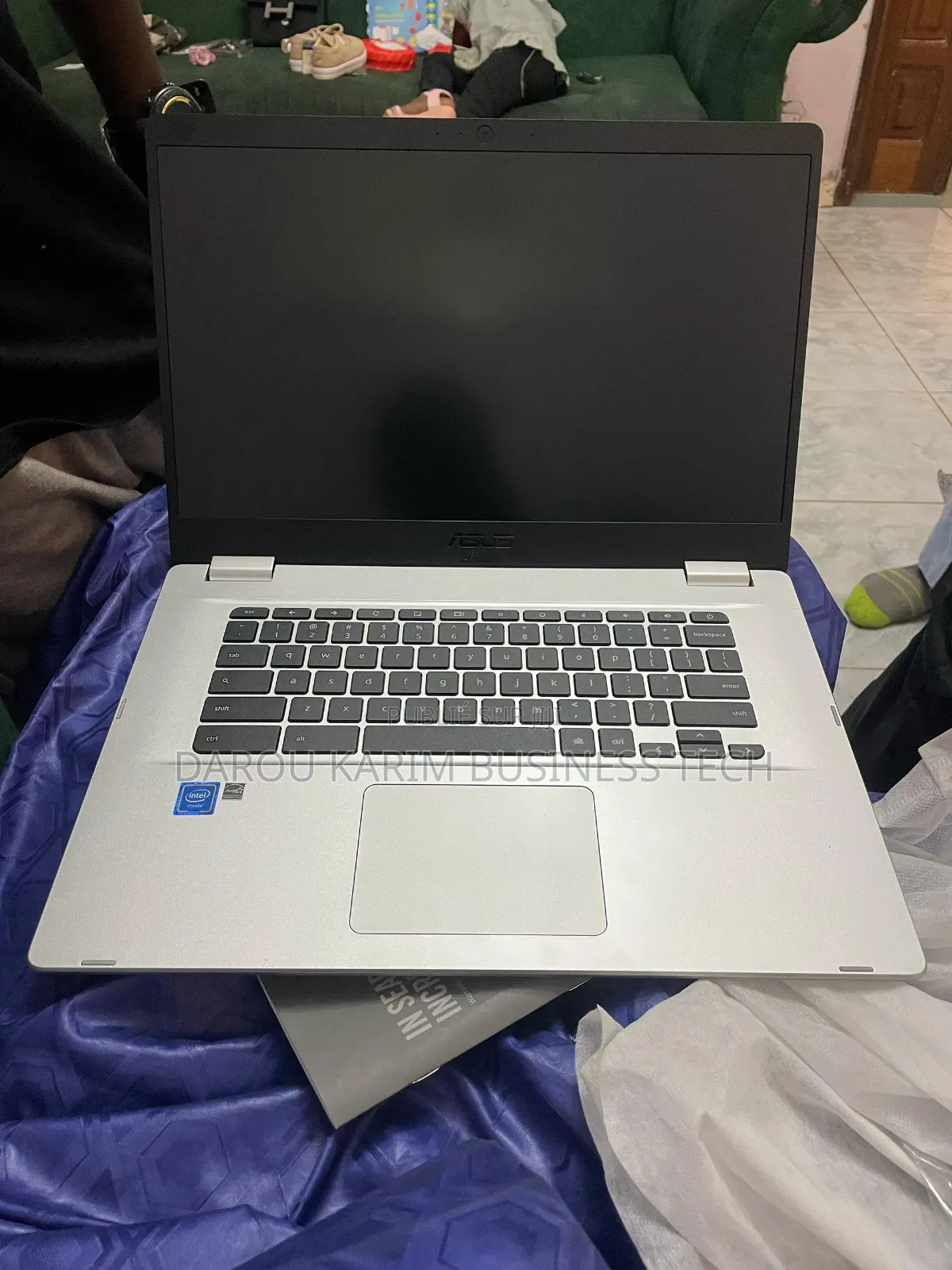 New Ordinateur Portable Asus Autre 4GB Intel Celeron SSD 60GB