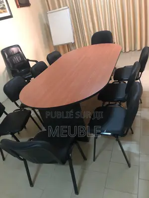 Table De Réunion