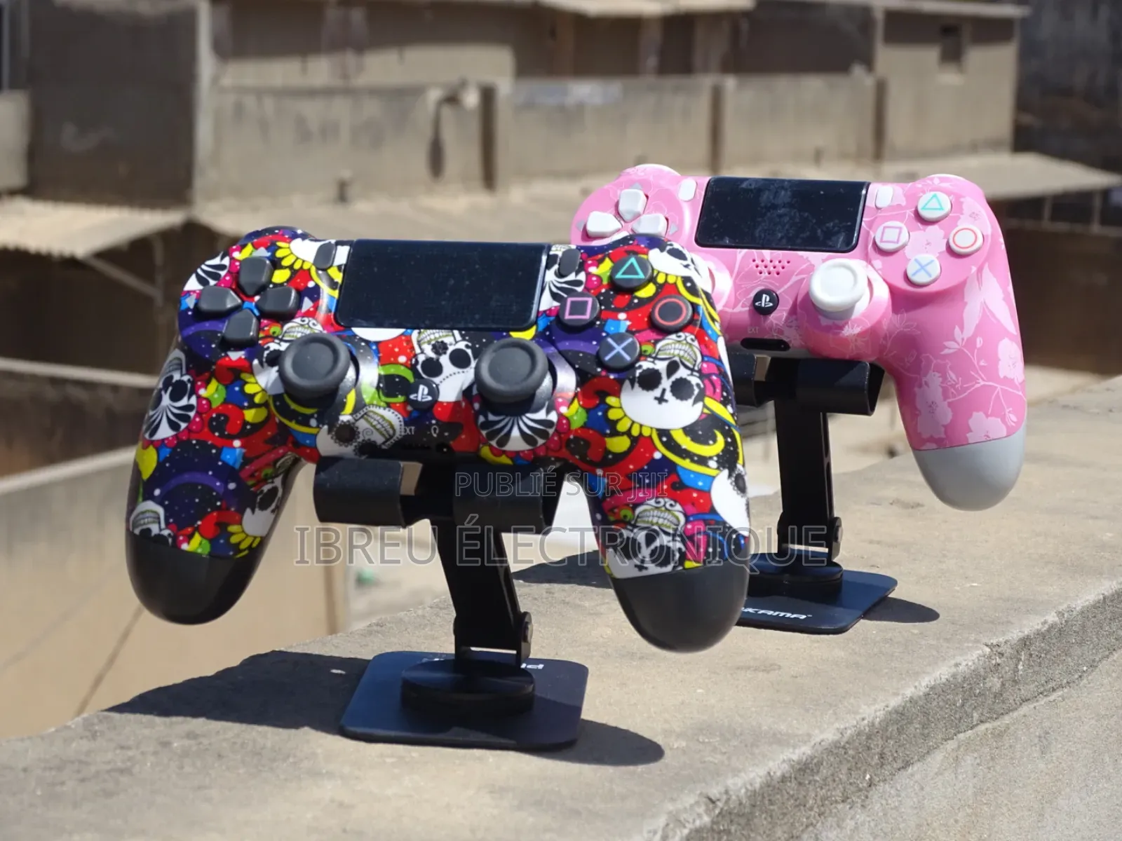 Manette  Ps4 Neuf Très Bonne Qualité.