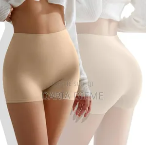 Photo - 6 Boxers Invisible