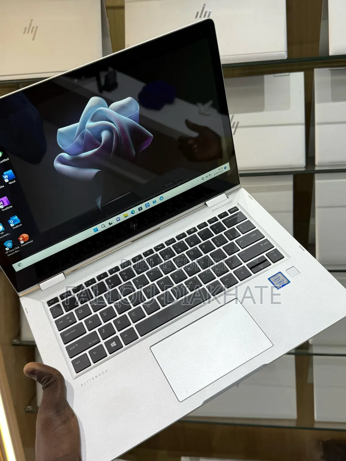 New HP EliteBook X360 1030 G2 8GB Intel Core I5 SSD 256GB