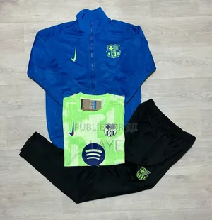 Photo - Ensemble Survêtement