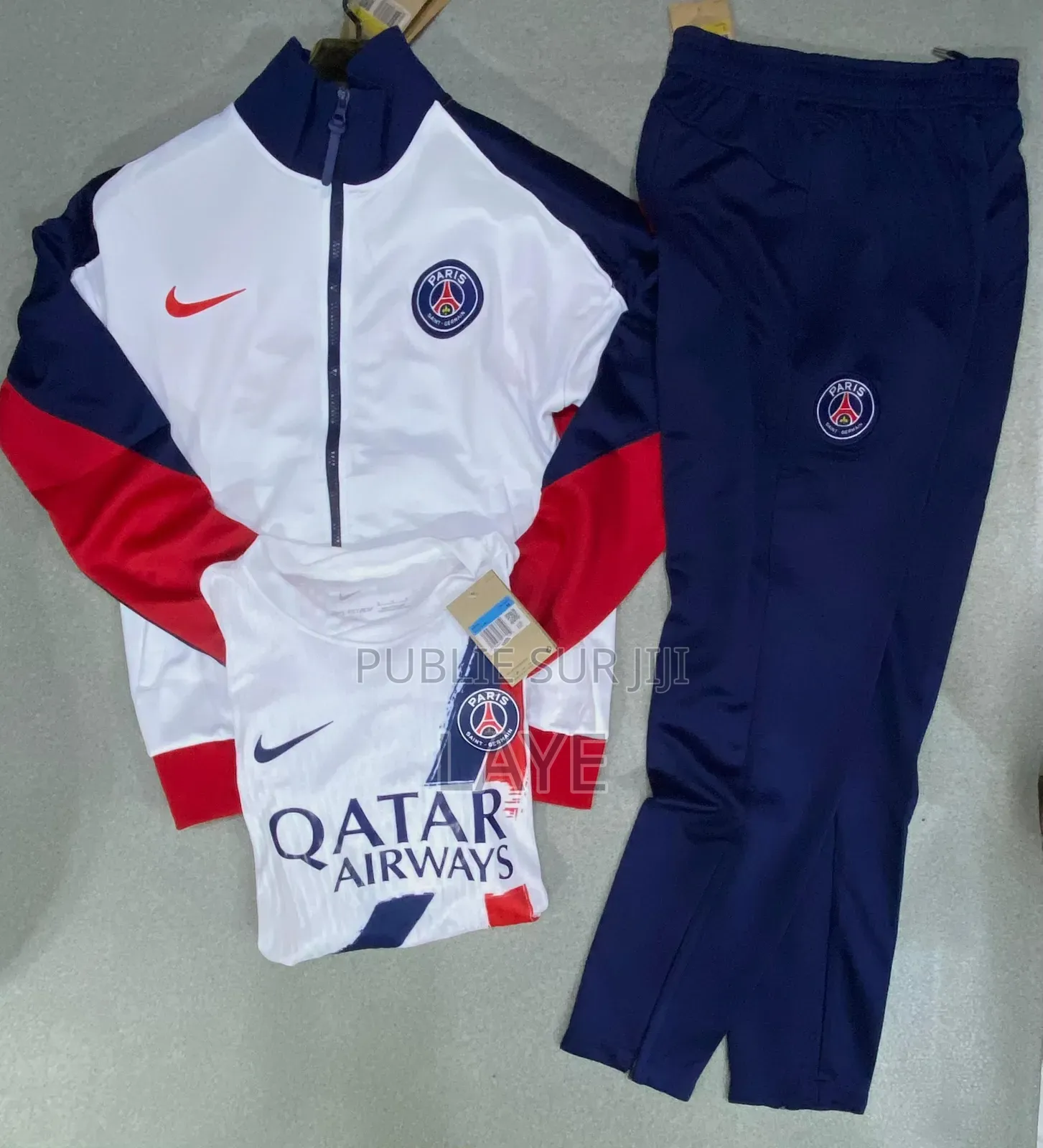 Ensemble Survêtement