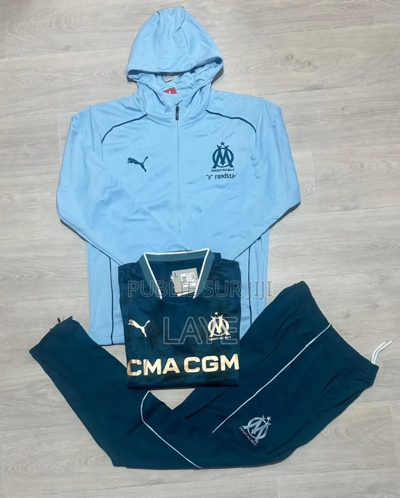 Ensemble Survêtement Capuchon