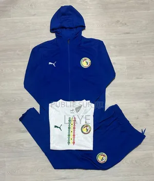 Ensemble Survêtement Capuchon