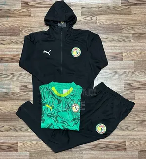 Ensemble Survêtement Capuchon