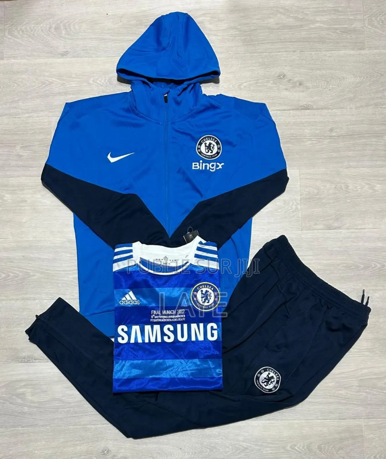 Ensemble Survêtement Capuchon