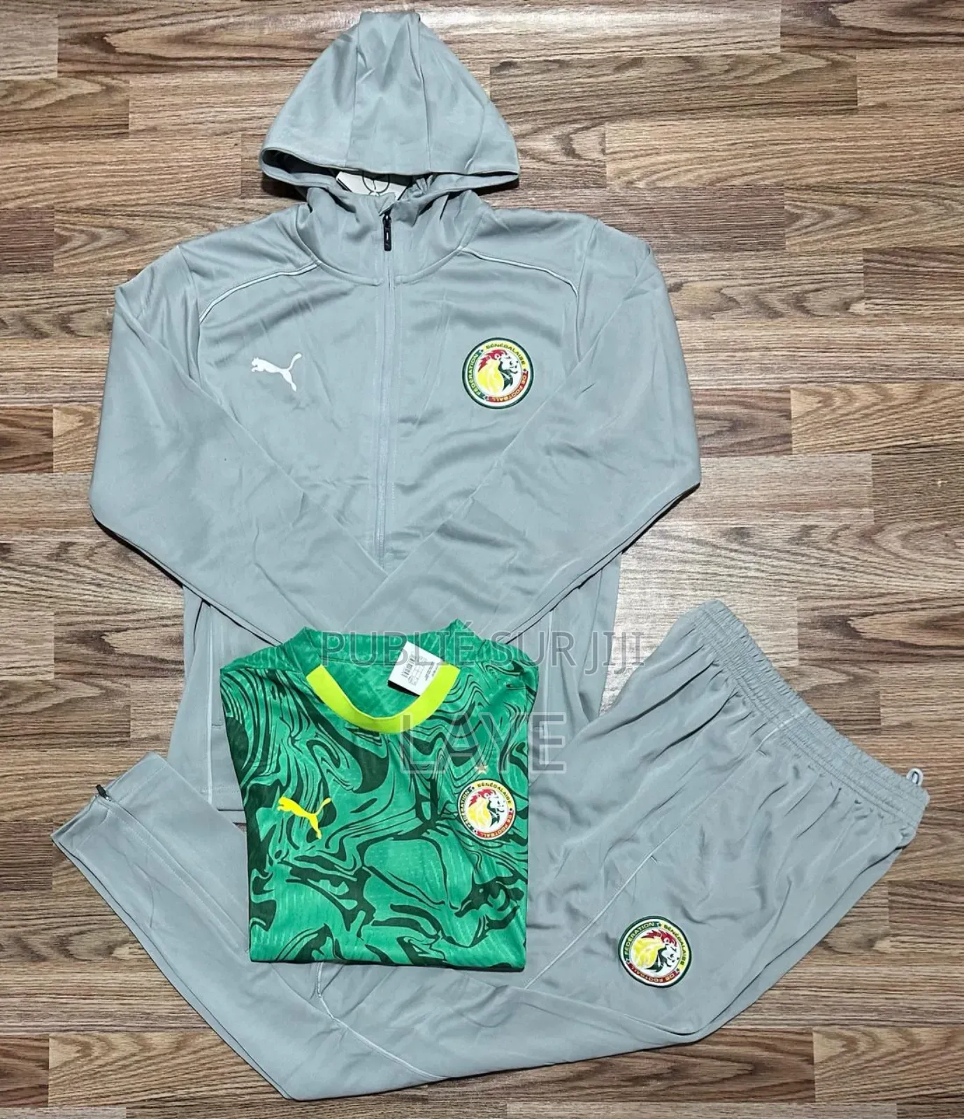 Ensemble Survêtement Capuchon