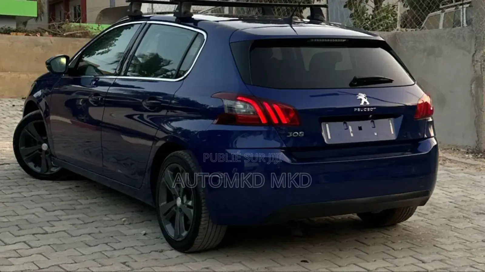 PEUGEOT 308 2019 Bleu