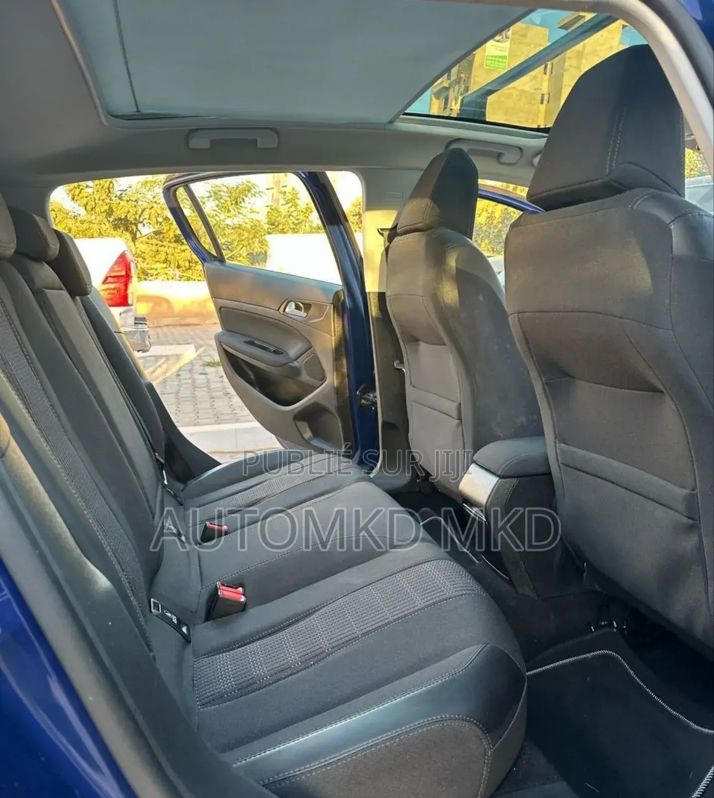 PEUGEOT 308 2019 Bleu