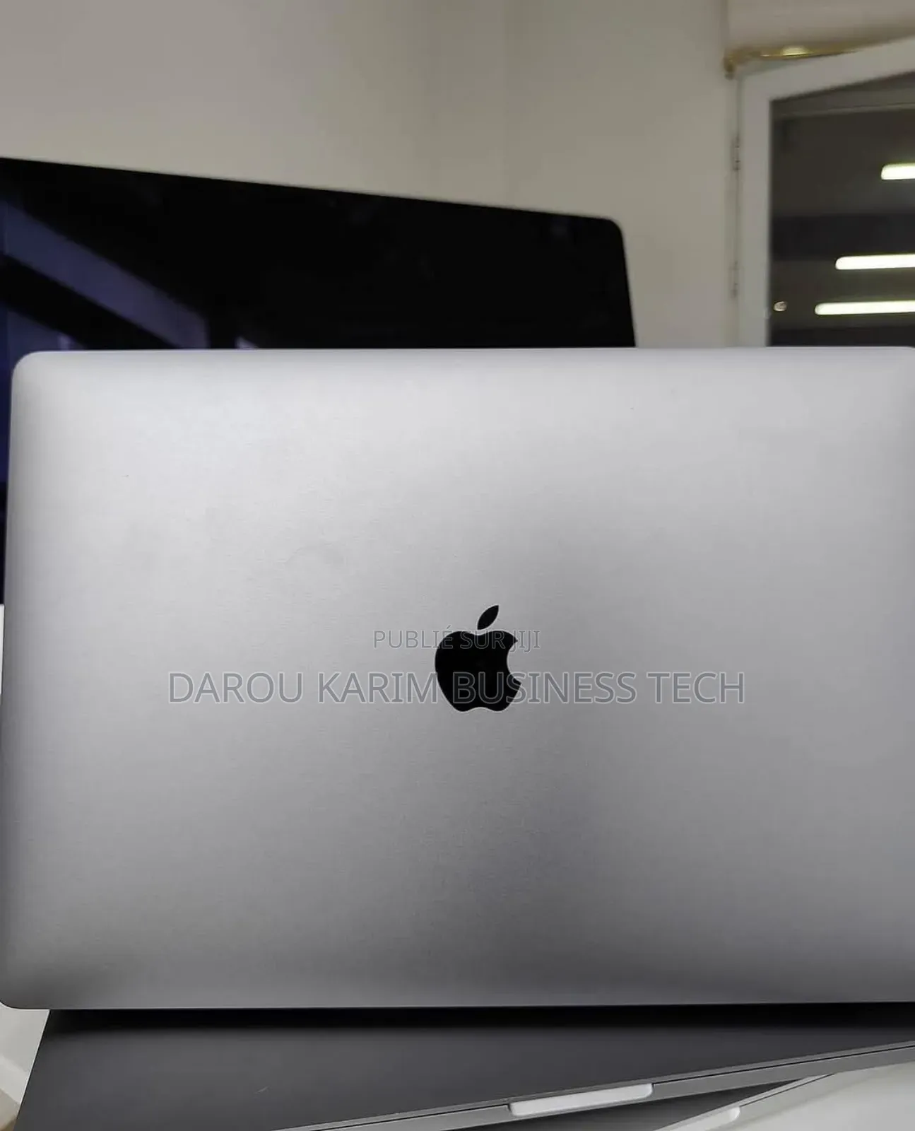 New Apple MacBook Pro 2017 16GB Intel Core I7 SSD 1T