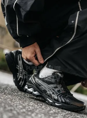 Asics Authentique by Of