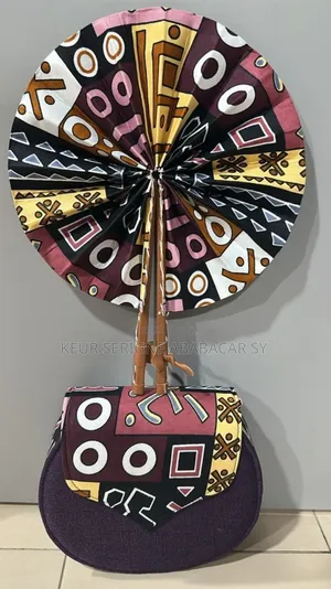 Ensemble Éventails Et Pochette