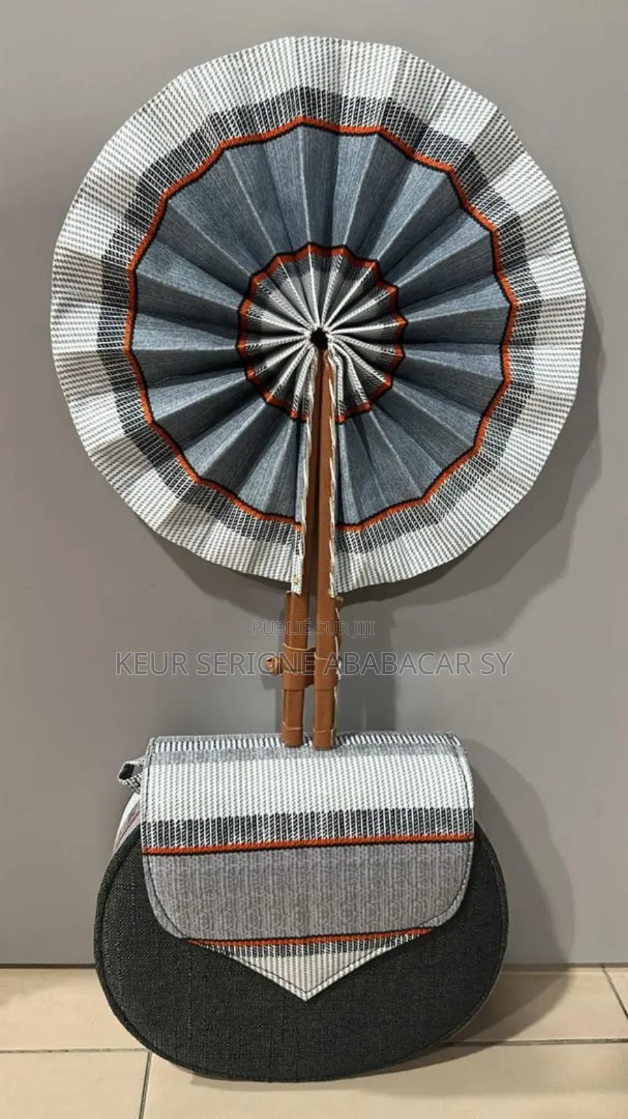 Ensemble Éventails Et Pochette