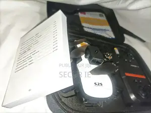 Drone Professionnel Quadricoptère S2s Deux Batteries De