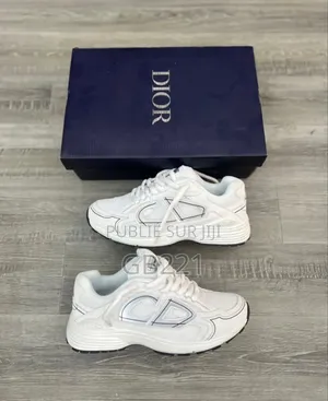 Christian Dior ( Cd )