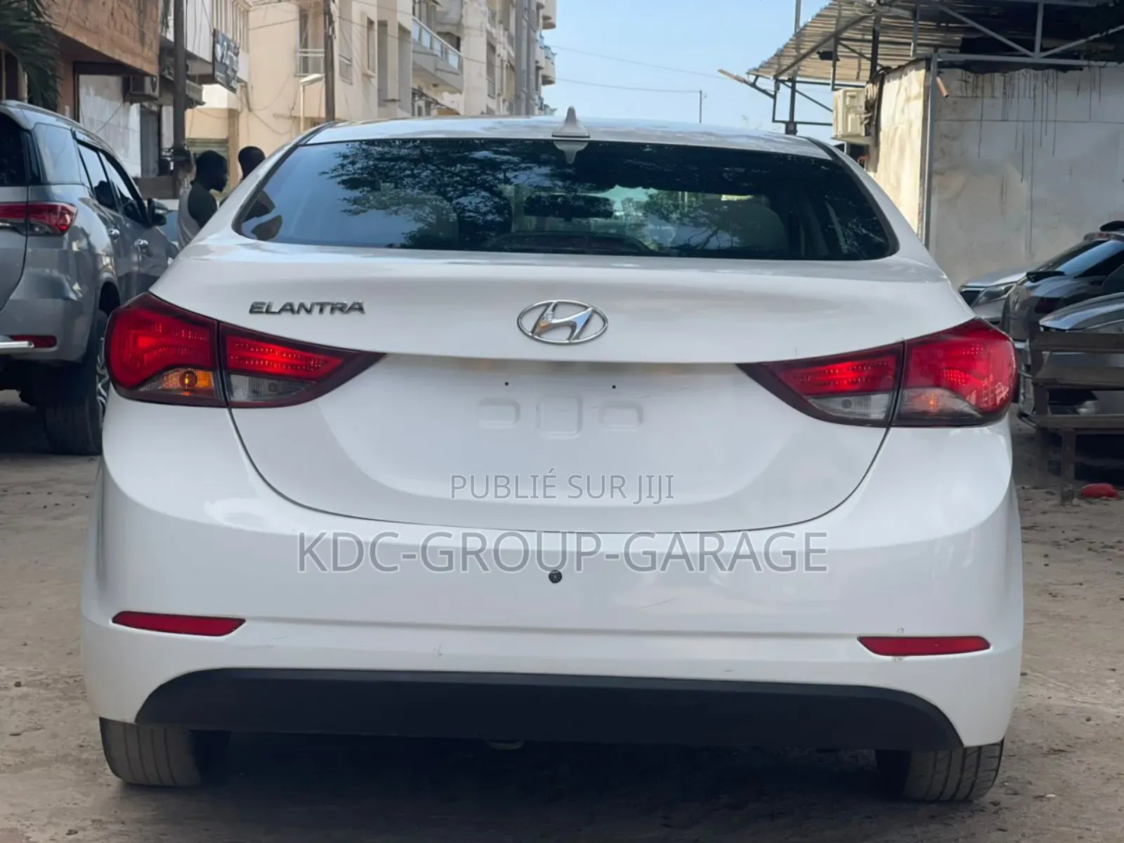 Hyundai Elantra 2016 Blanc cassé