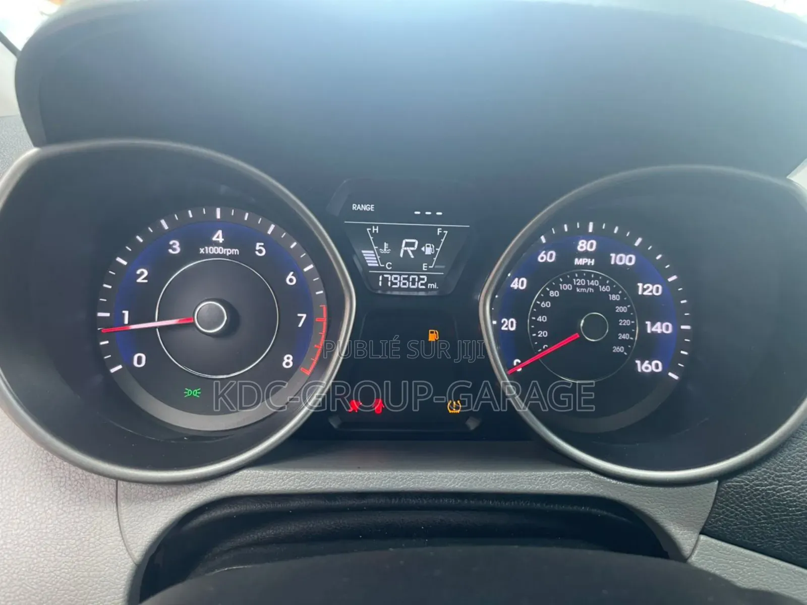 Hyundai Elantra 2016 Blanc cassé