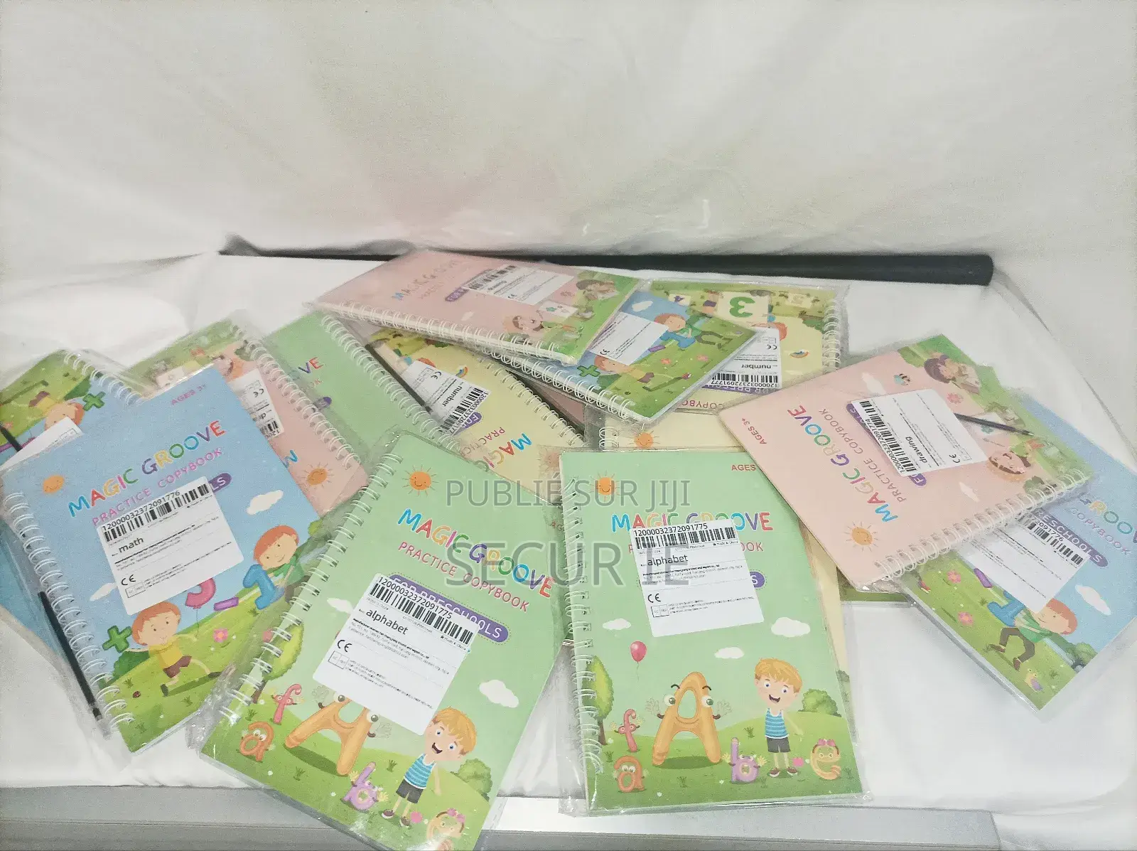 Lot De 4 Cahiers Magiques