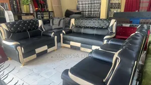 Salonq en Semicuire Cuire