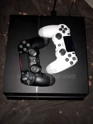Ps4 + 3 Jeux